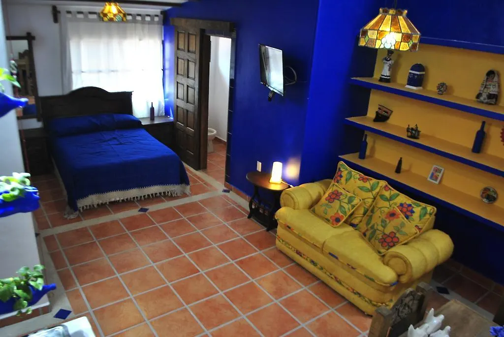 Mexicasa Cancun Hostel