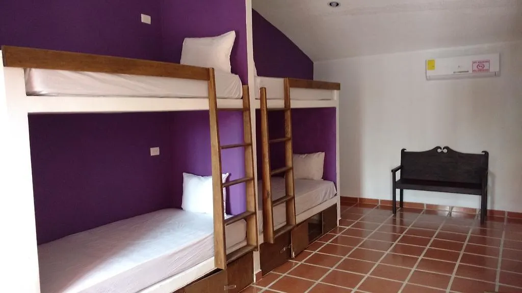 Mexicasa Cancun Hostel