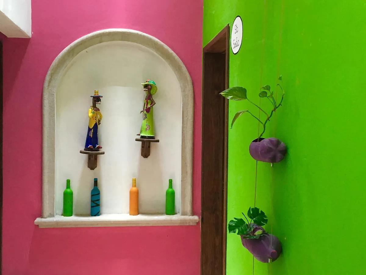 Mexicasa Cancun Hostel