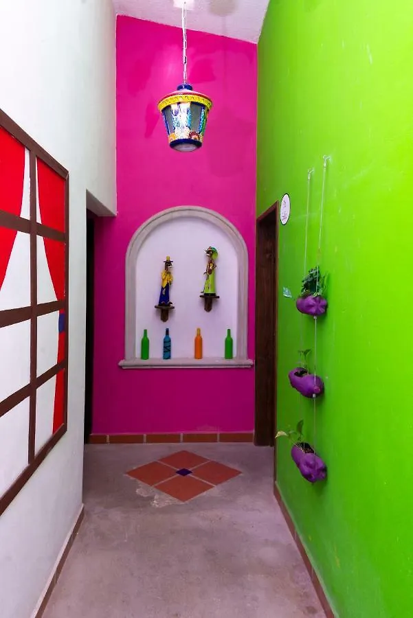 Mexicasa Cancun Hostel